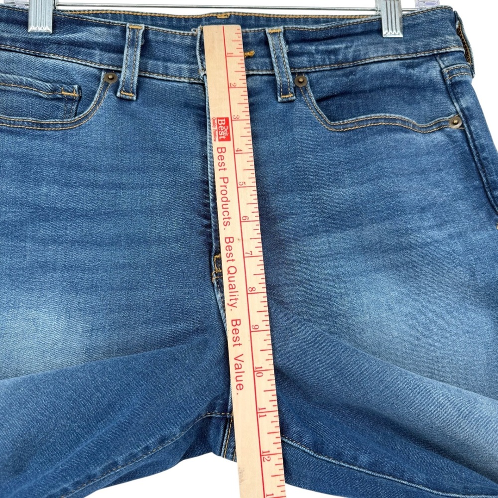 Spanx 5-Pocket Boyfriend Jeans Womens 29 Blue Medium Wash Straight Leg FD8115 - Picture 3 of 8